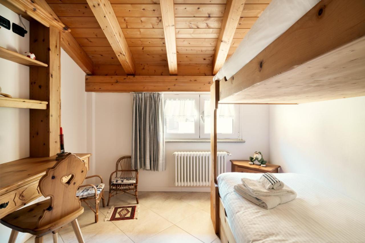 Residence Antico Torchio Dervio Esterno foto